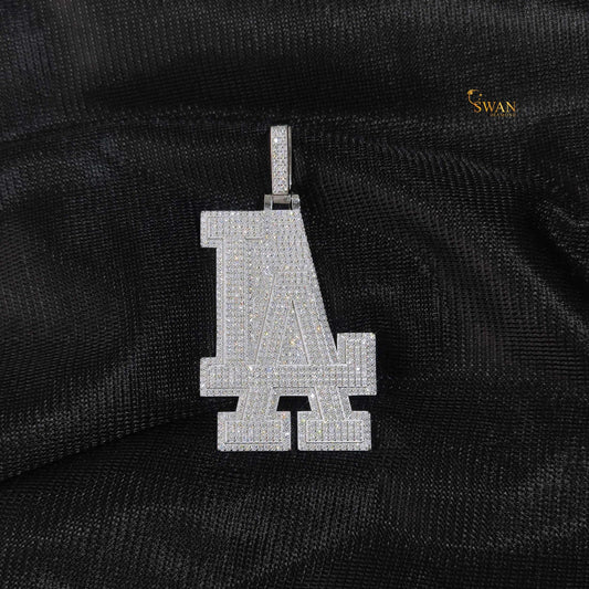 Iced Out LA Pendant Hip Hop Jewelry Silver Bling Statement Necklace Custom Letter Charm for Men Streetwear Urban Fashion swandiamond