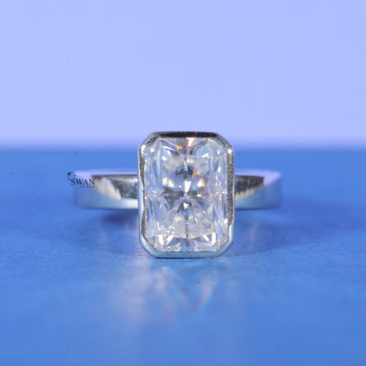2.5CT Radiant Cut Lab Grown Diamond Proposal Ring For Women