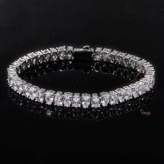 Elegant Pear Cut Diamond Tennis Bracelet in White Gold Sparkling Natural Diamond Jewelry Timeless Luxury Statement Gift for Her swandiamond