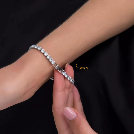 Classic Round Cut Diamond Tennis Bracelet in White Gold Elegant Sparkling Natural Diamond Jewelry Timeless Luxury Gift for Her swandiamond