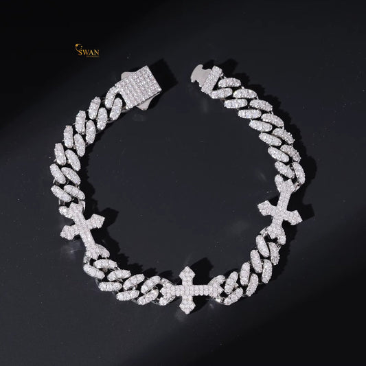 Iced Out Diamond Cuban Link Bracelet with Cross Design and Pave Clasp Luxury Hip Hop Jewelry High Quality Statement Piece for Men and Women swandiamond