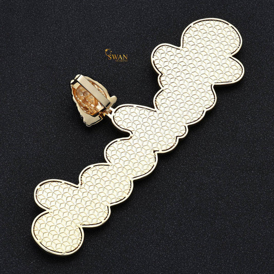 Hip Hop Custom Vickeelo Name Pendant with Portrait Design Fully Iced Out in Gold and VVS Moissanite Diamonds Luxury Necklace for Men Women