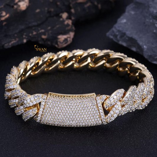Mens Luxury Cuban Link Bracelet White Gold Iced Out with Natural Diamonds Pave Setting Statement Jewelry swandiamond